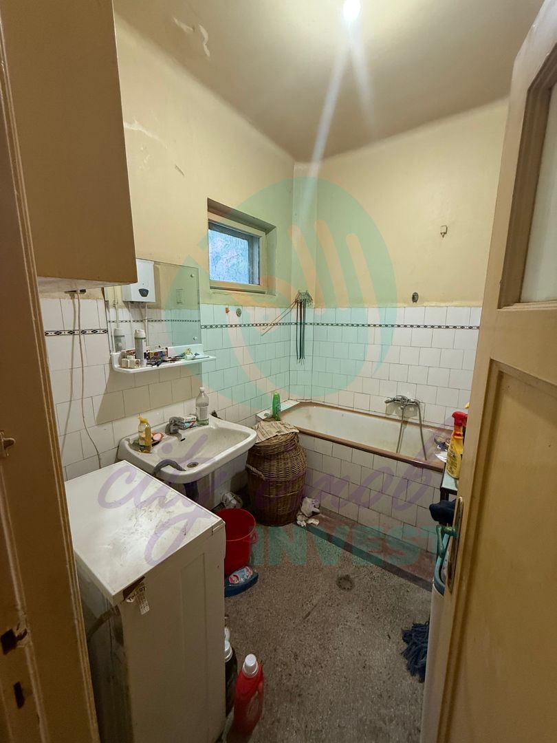 Proprietate rara pe o strada boema - Poză 11