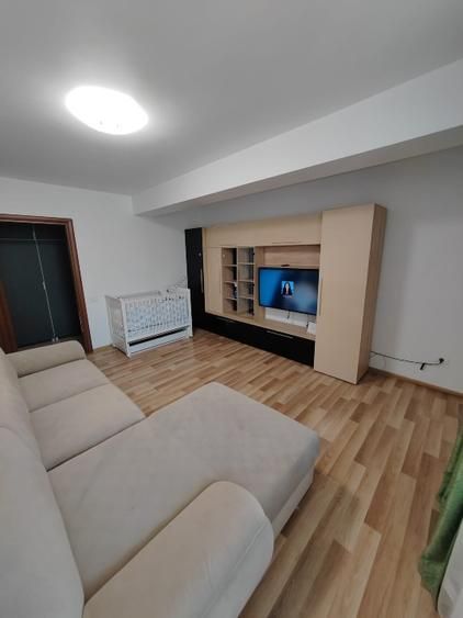 Vanzare apartament luminos de 2 camere, Titan, Gura Siriului-parcare inclusa - Poză 2