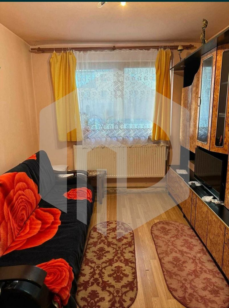 Etaj 1 / Garsoniera mobilata si utilata / Mutare imediata - Poză 1