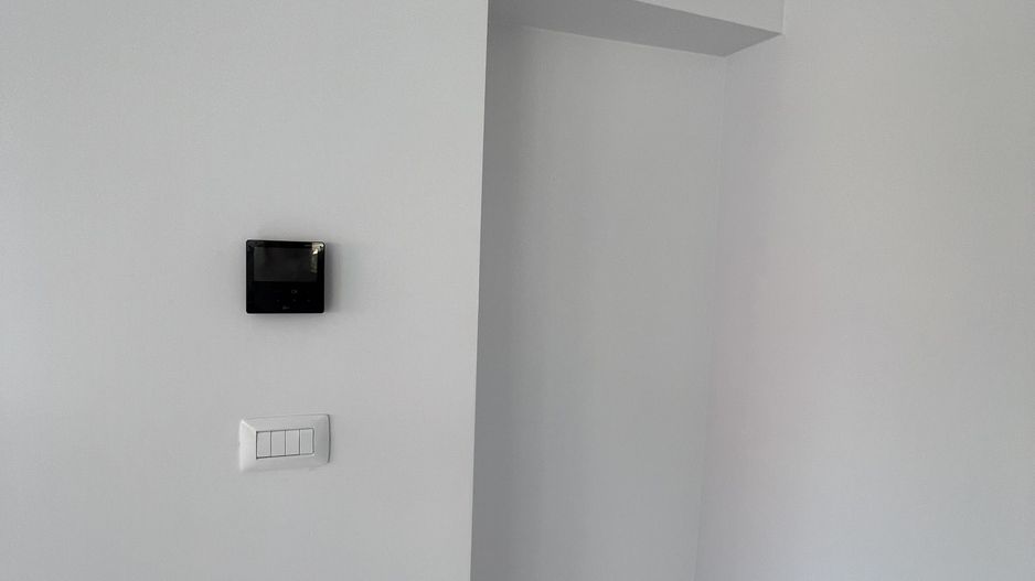 SAD CU VEDERE PANORAMICA - Poză 3