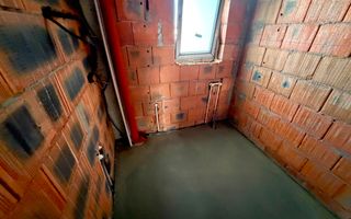 CASA TRIPLEX, TOATE UTILITATILE, INCALZIRE PARDOSEALA, COMISION 0% - Poză 6