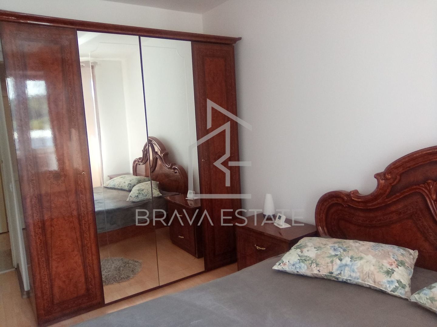 Apartament 53mp, 2 camere, cu parcare, zona Calea Baciului - Poză 3