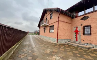 CASA COMPLET UTILATA SI MOBILATA MODERN CU GRADINA | 1100 MP |MARGINEA - Poză 43