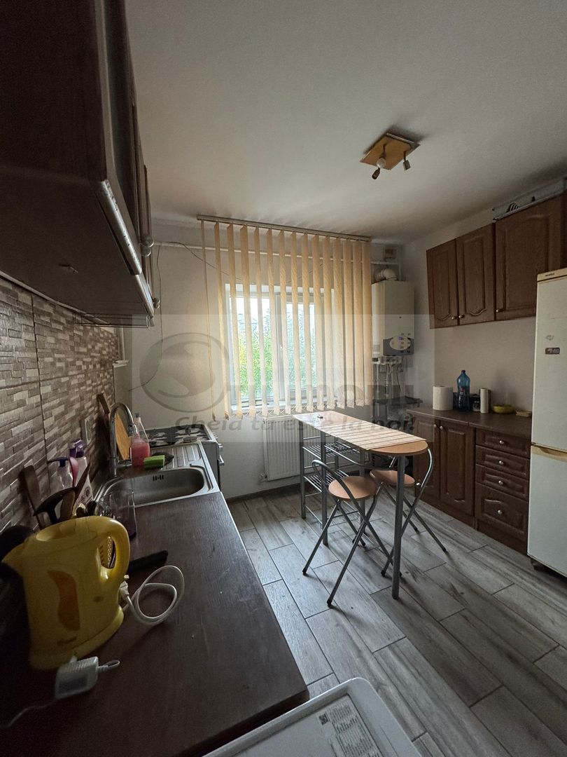 Apartament decomandat 3 camere - 80 mp - Valea Lupului - 340€ - Poză 8