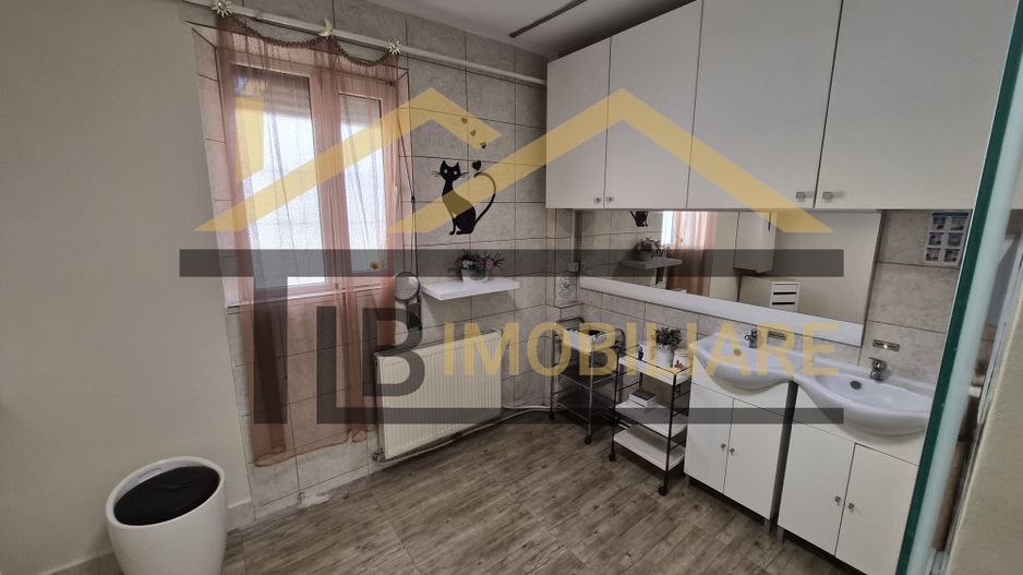 Spatiu de inchiriat, 30mp, cosmetica, Zona Pandurilor - Poză 4