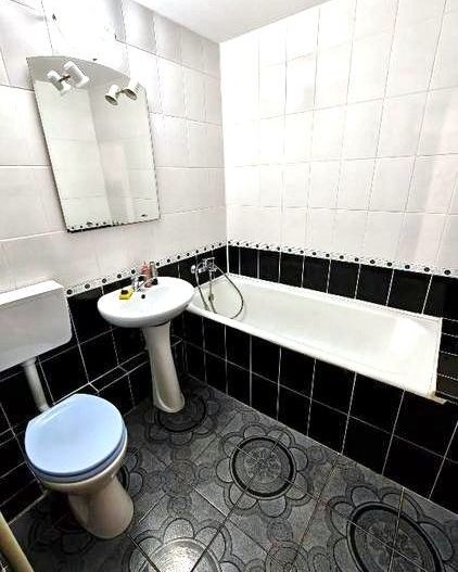 Închiriere Apartament cu 2 camere decomandat, balcon, Teiul Doamnei ✨ - Poză 9