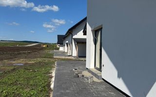 Casă Tip Duplex INDEPENDENTĂ ENERGETIC - Cartier NOU - Poză 16