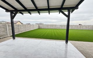 Duplex despartit prin camera tehnica, 5 camere, asfalt | Giarmata Vii - Poză 14