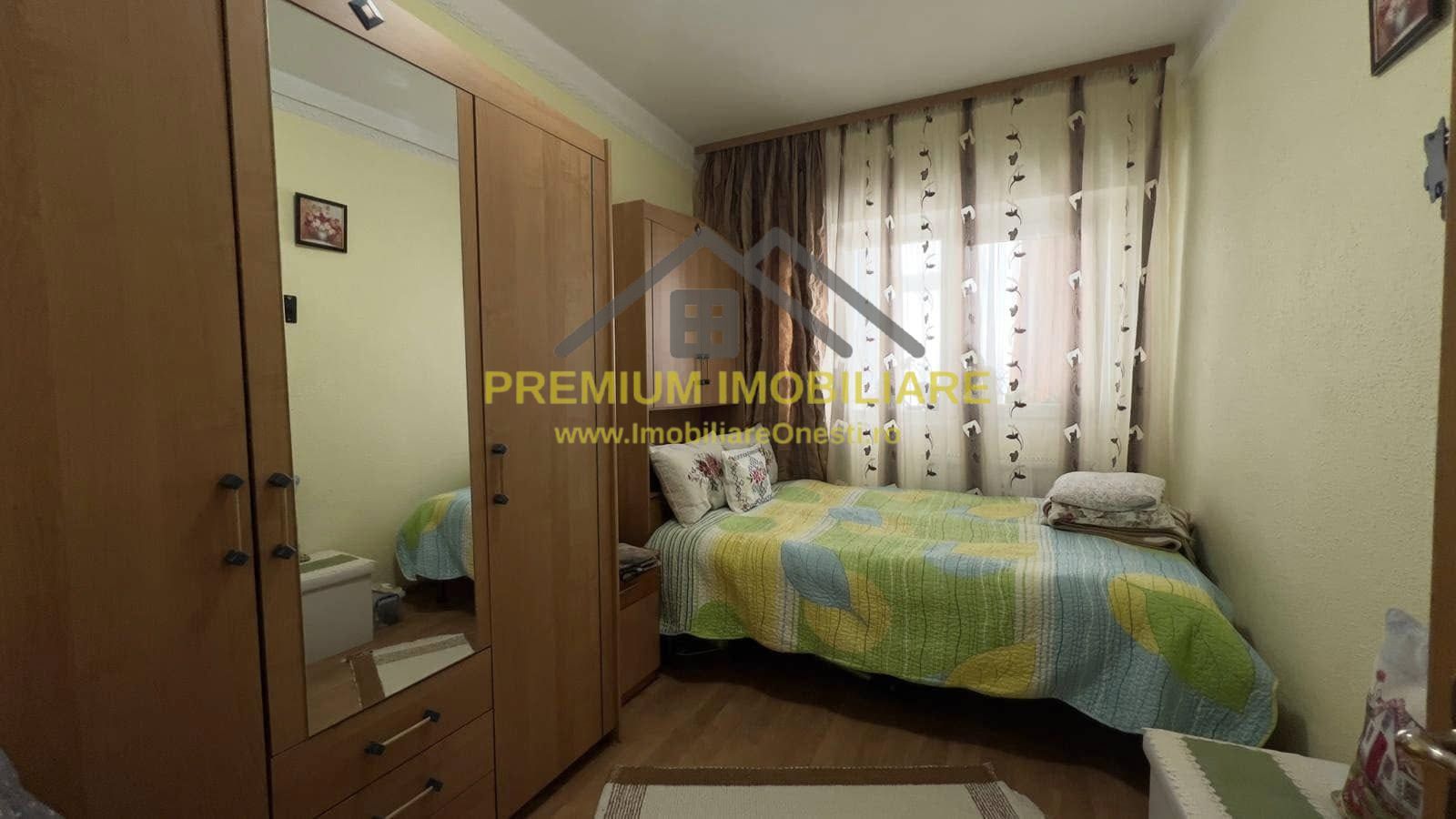 Apartament 3 Camere - Decomandat - Zona de jos - Poză 6