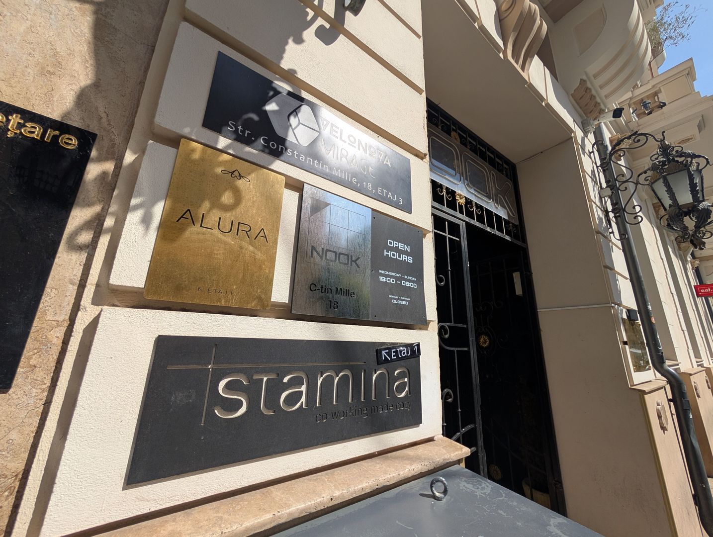 Coworking modern în zona Cișmigiu – 3 birouri de închiriat - Poză 28