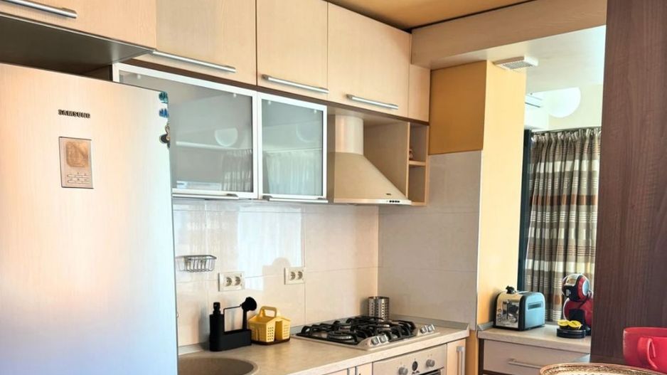 Apartament cu 2 camere complet utilat - Poză 3