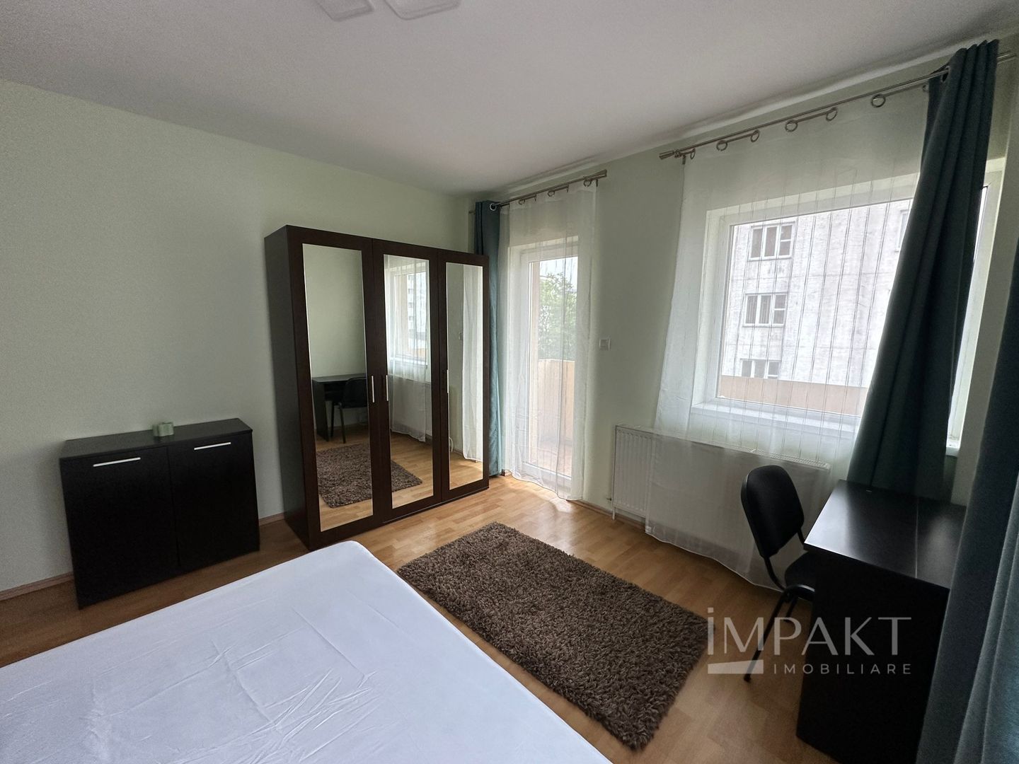 Apartament de inchiriat cu 3 camere,zona semicentrala! - Poză 5
