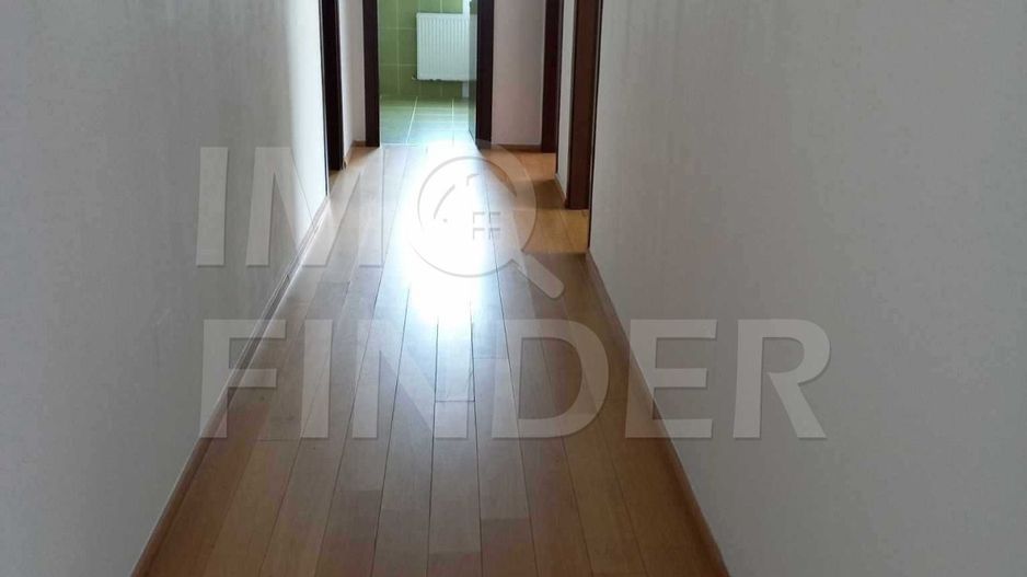 Vanzare 3 camere 108 mp, terasa 32 mp,  zona Buna Ziua, garaj si boxa - Poză 2