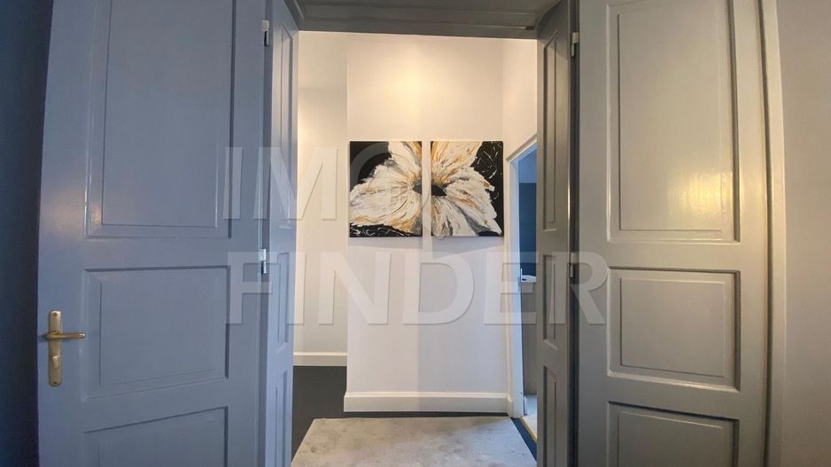 Vanzare 3 camere, in vila, Zona Piata Engels, renovat complet - Poză 5