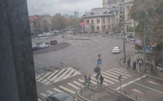 APARTAMENT 3 CAMERE -PIATA ROMANA - Poză 10