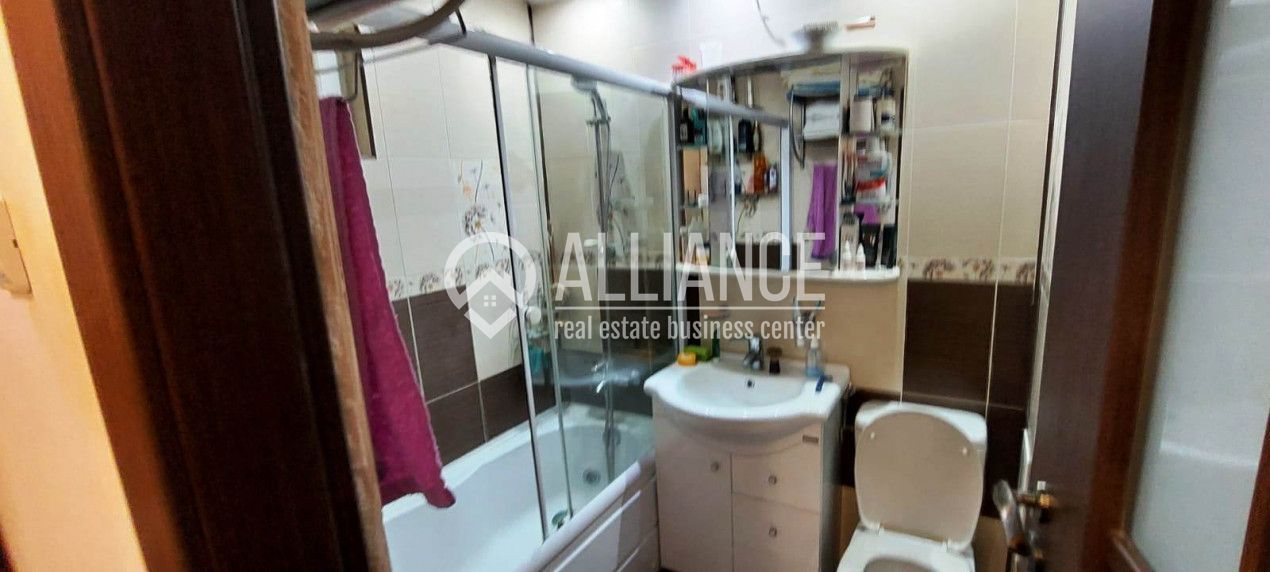 Abator/Gara (COD04)- 3 camere decomandate - Poză 9