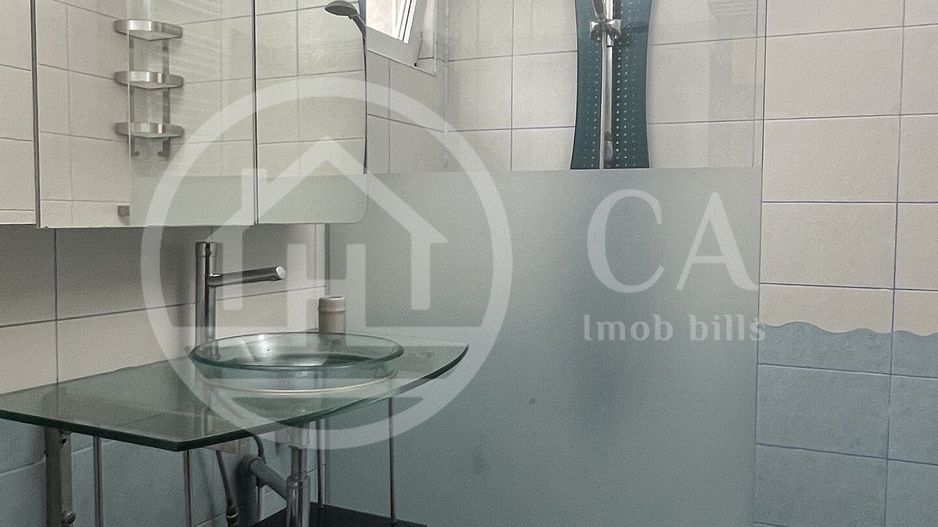 Apartament cu 3 camere de inchiriat in zona Rogerius Oradea - Poză 7