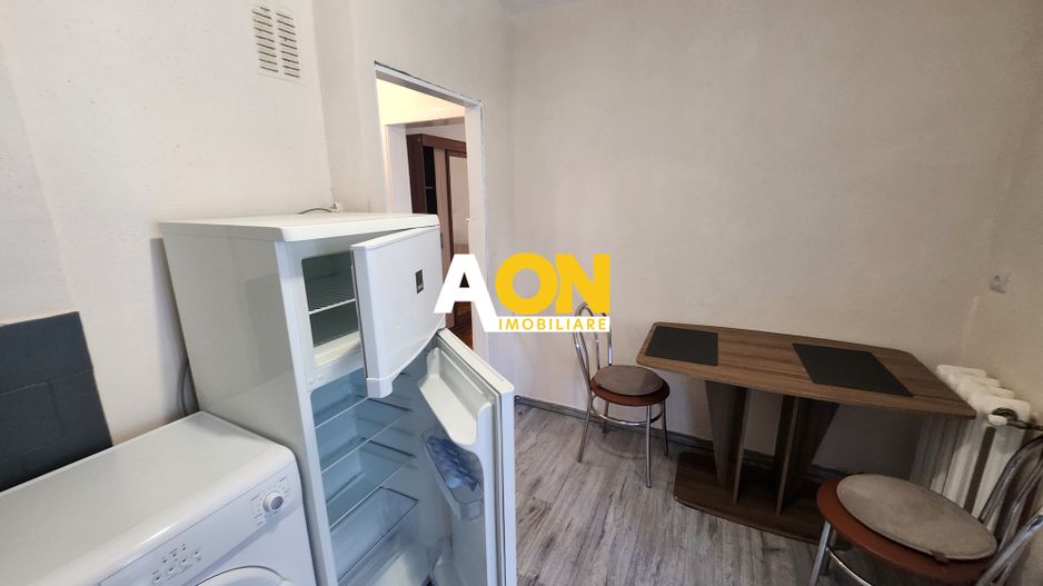 De inchiriat garsoniera, etaj 2, Cetate - Poză 3