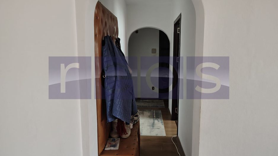 VANZARE 4 CAMERE I DECOMANDAT I METROU I ZONA PARCULUI DRUMUL TABEREI - Poză 5