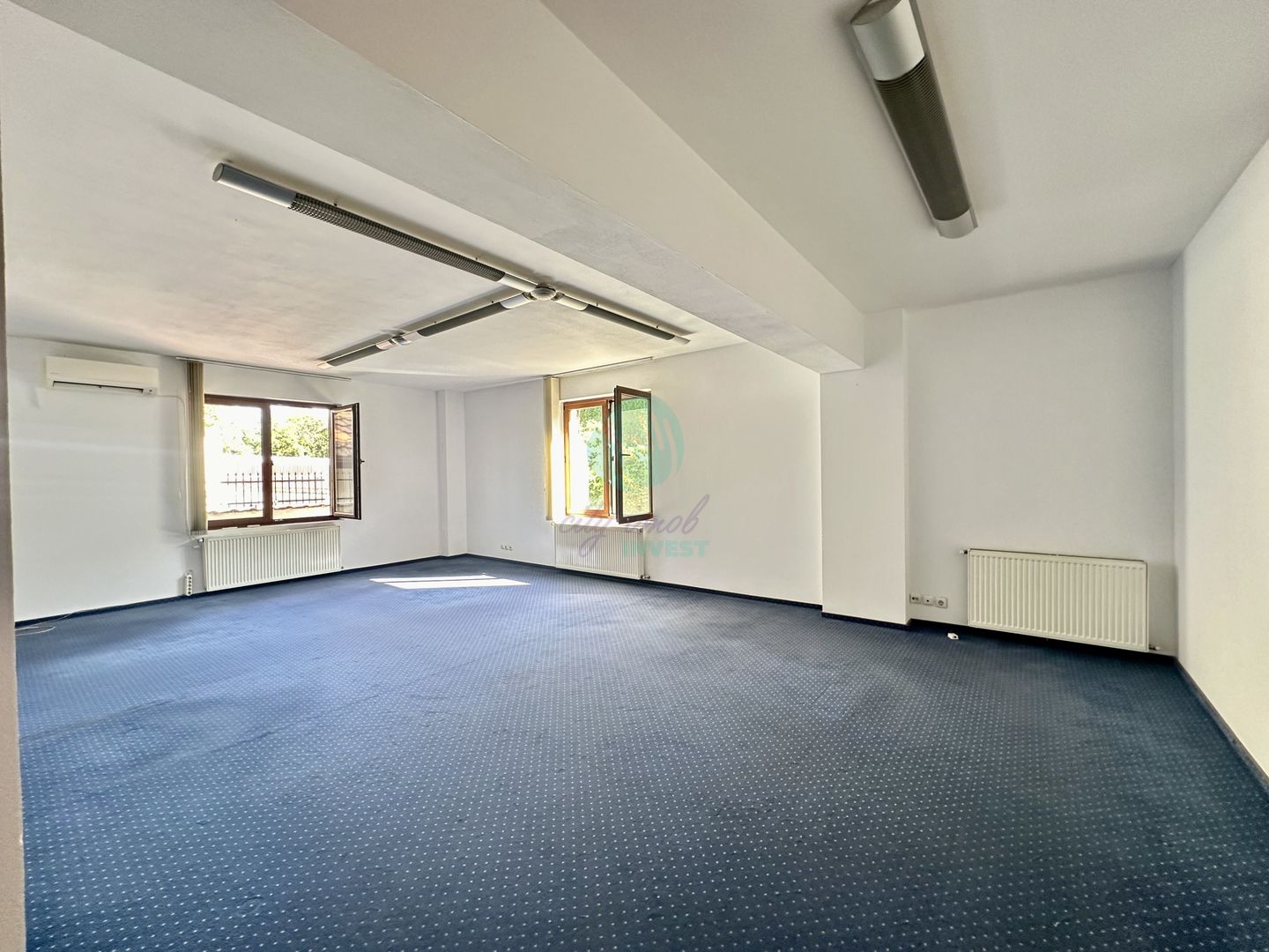 Bloc Boutique adiacent Pache Protopopescu - Poză 1