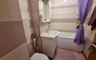 Apartament cu 3 camere - Poză 10