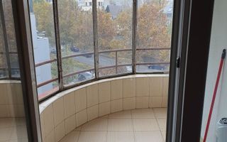 De vanzare apartament 2 camere - Poză 3