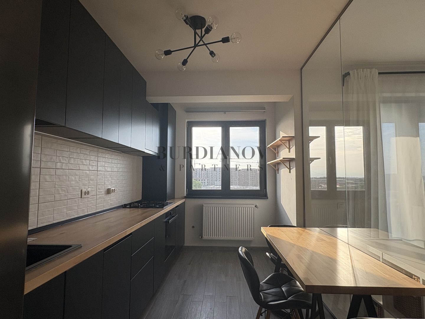 Apartament cu 2 camere de închiriat - metrou Valea Ialomiței - Poză 9