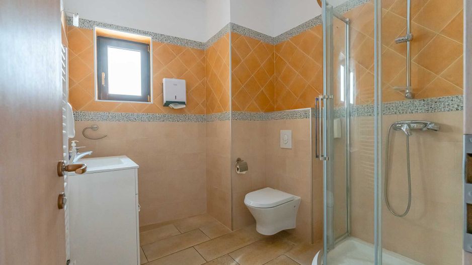 Birouri în zona Patria, Brașov - 2 locuri de parcare subterane - Poză 5