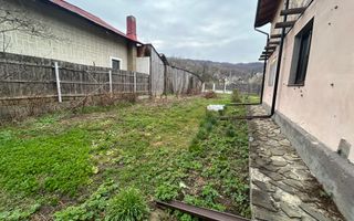 Casa de vanzare in Slanic Moldova . - Poză 18