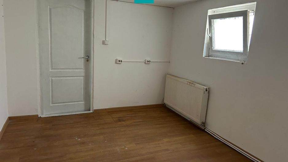 Spațiu depozitare, 25 mp, Complexul Studențesc - Poză 1