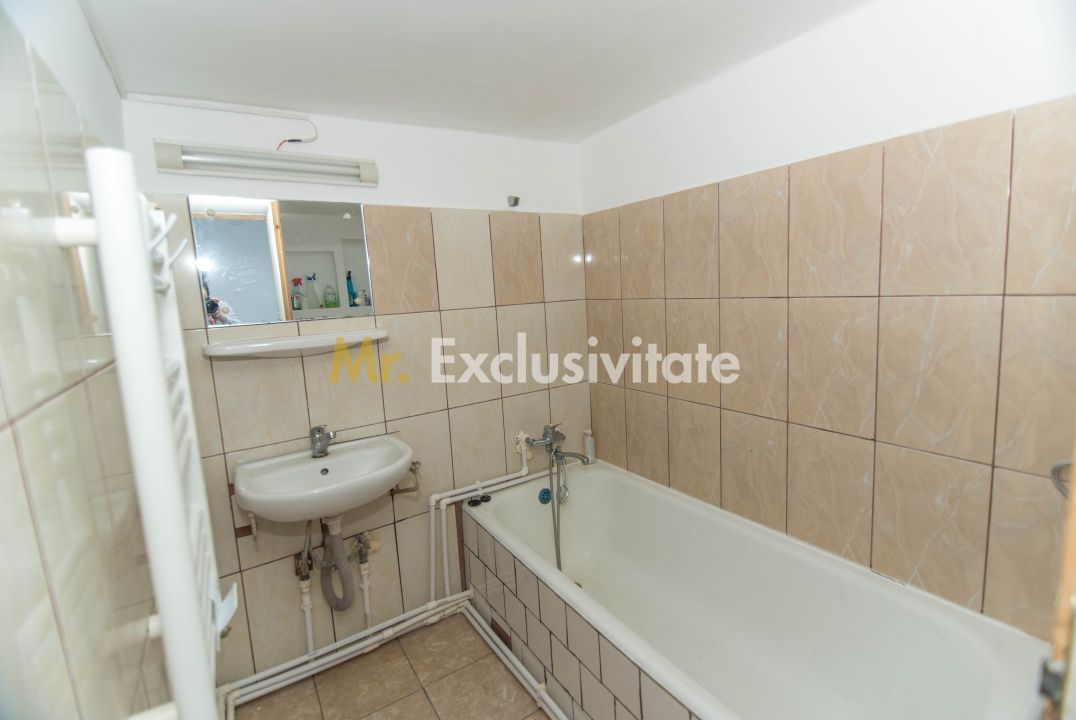 Casa cu 3 camere renovata - Poză 14