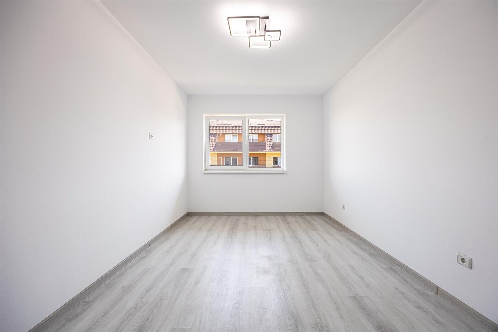Apartament 2 cam | open space | Sanpetru Brasov - Poză 5
