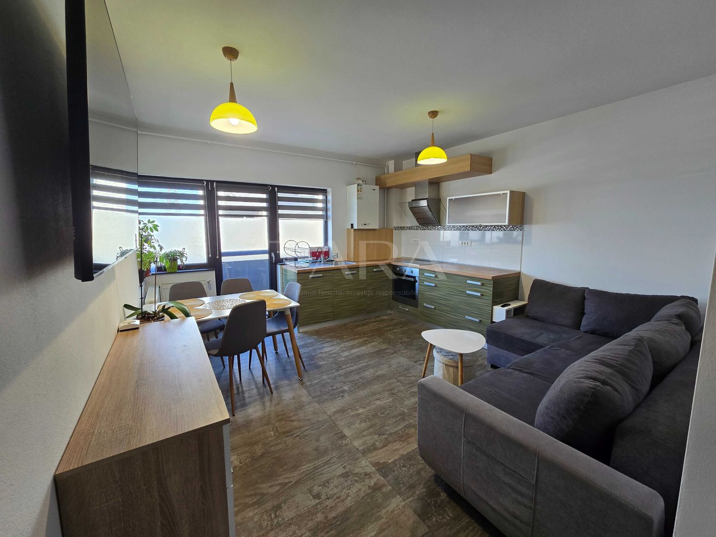 Apartament cu 3 camere si gradina, zona centrala a localitatii - Poză 4