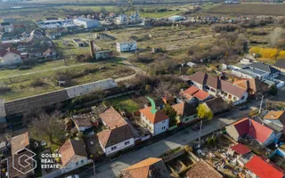 Casa cu 3 camere, garaj și teren de 569 mp, Confecții, comision 0% - Poză 16