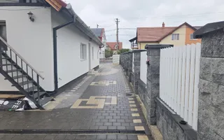 Casă individuală cu 2 apartamente și anexă generos de 100 mp - Poză 18