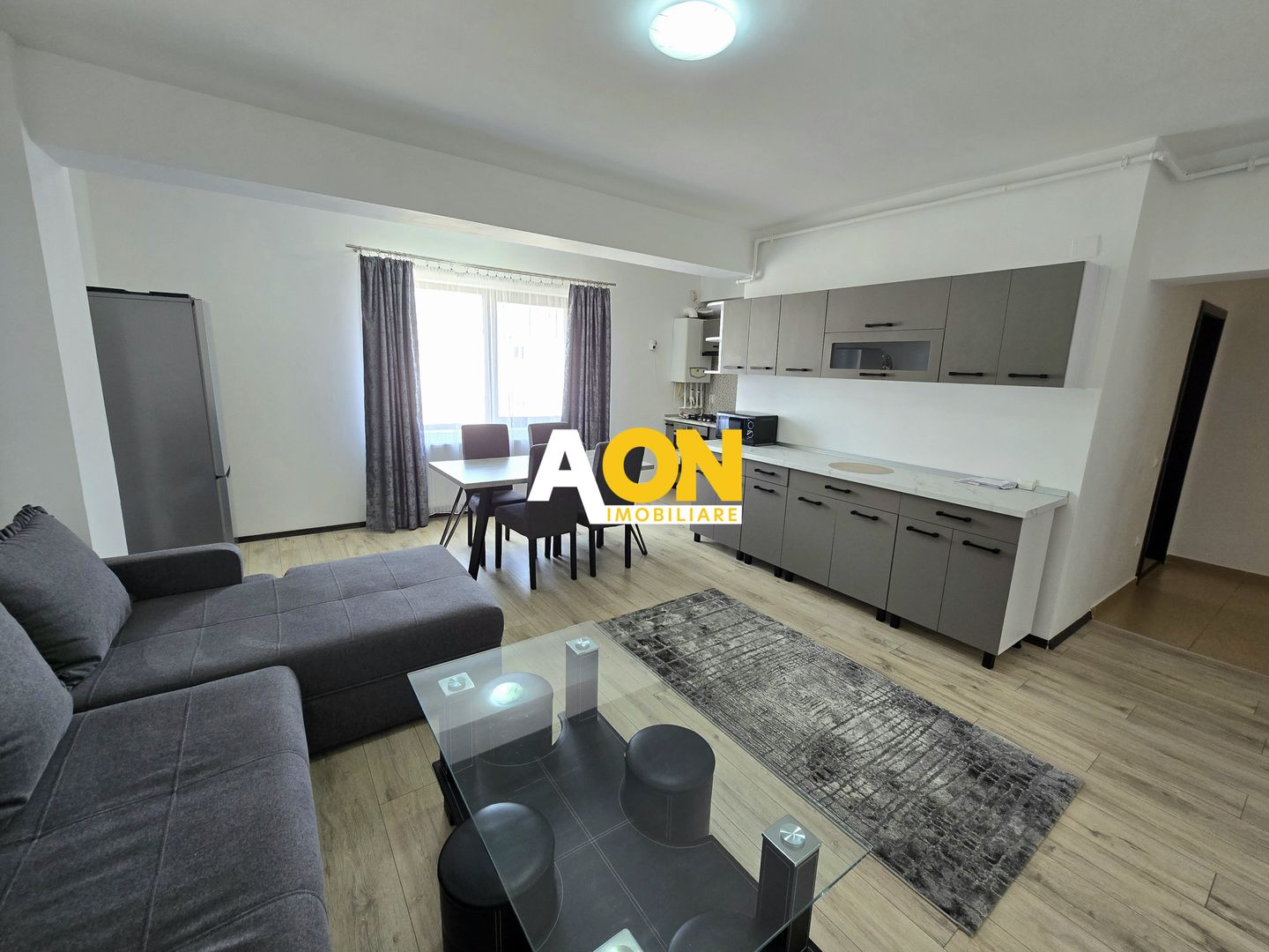 Apartament cu 3 Camere, Bloc Nou, Zona Arex - Poză 2