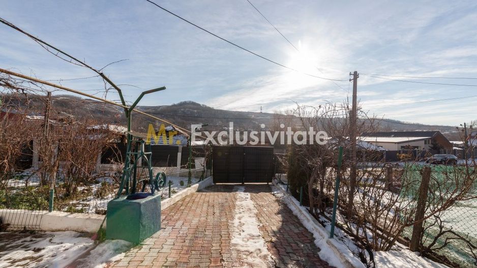 Casă Ștefănești – 1 km de Primărie | Curte mare, zonă liniștită - Poză 8