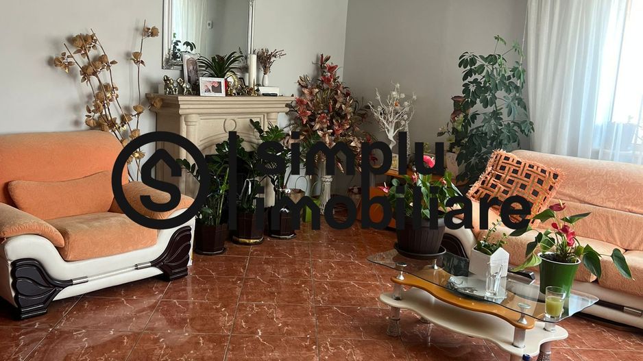 Vila S+P+1+M Lapus, str Paunitei - Poză 30