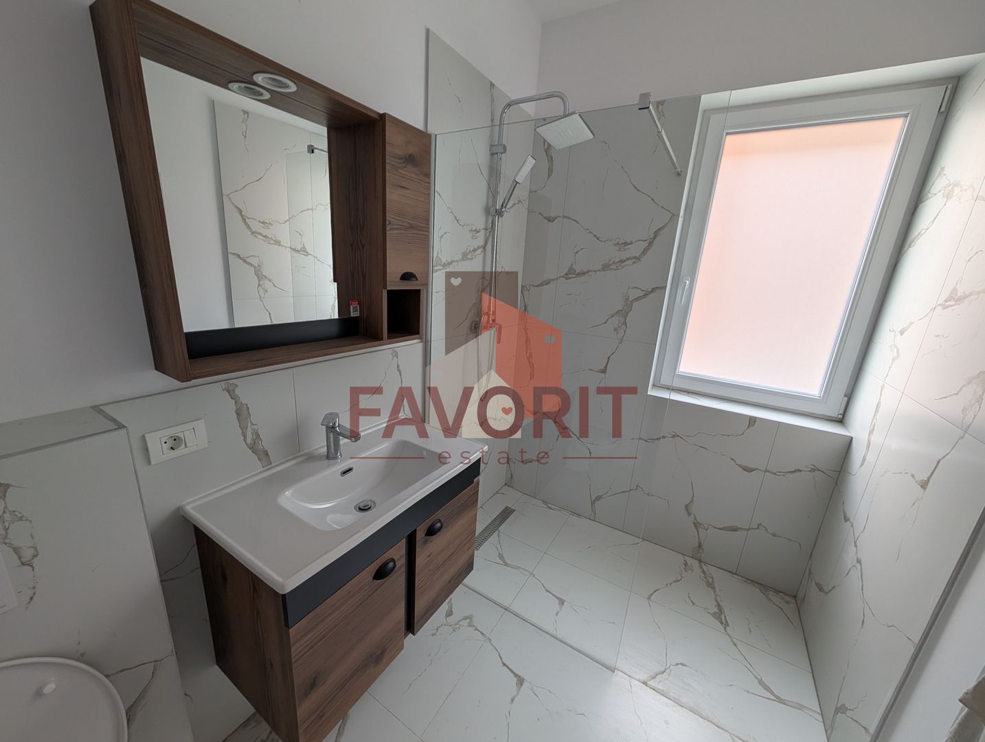 Etaj 1. Bloc nou. Loc de parcare inclus - Poză 7