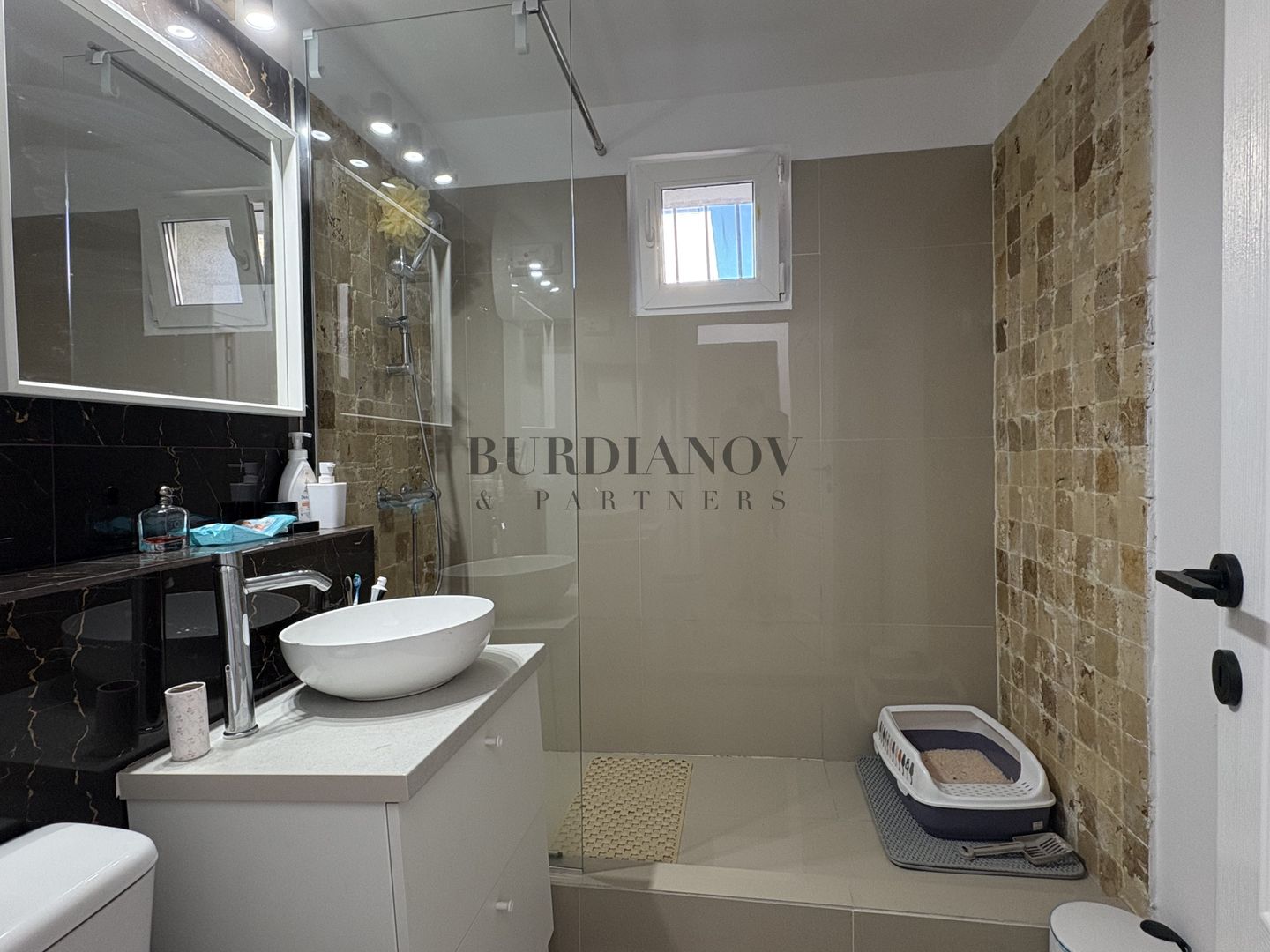 Apartament cu 2 camere de vânzare Metrou 1 Decembrie 1918 - Titan - Poză 13