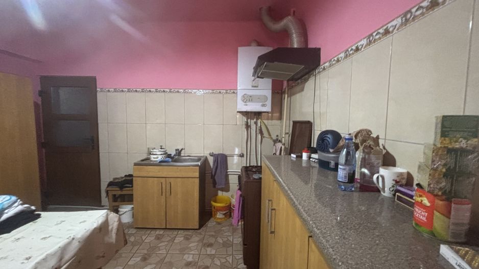 Casa solida aproape de Lidl Dumbravita - Poză 3