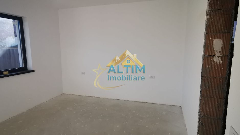 OPORTUNITATE: De vânzare - Casă nouă în cartier Izvor - Poză 5