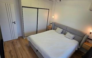 Apartament complet renovat – parcare subterana si boxa - Poză 5