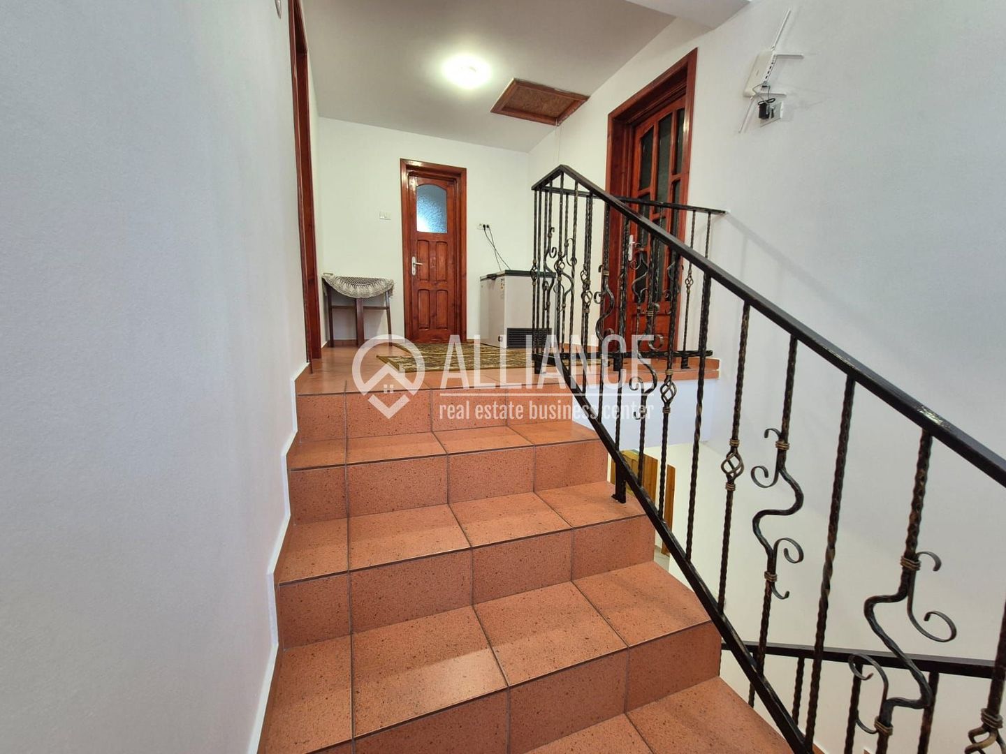 TECHIRGHIOL (COD 02) - Casa 5 camere teren 552 mp complet mobilata - Poză 12