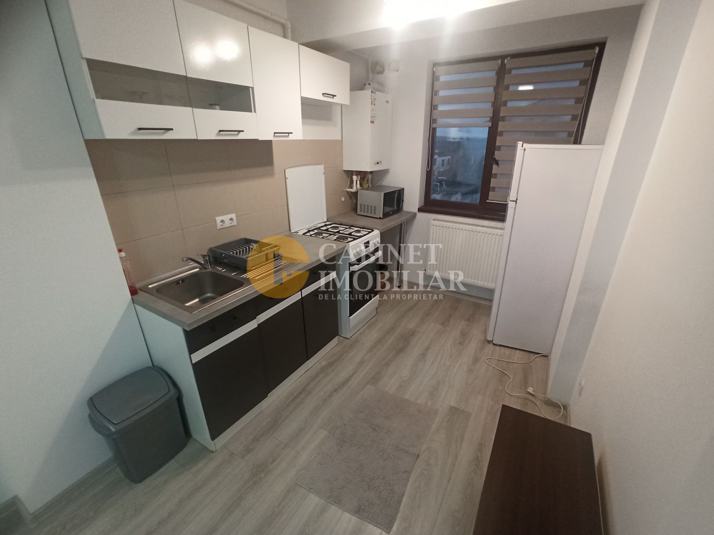 2 CAMERE - ETAJ INTERMEDIAR - BLOC NOU - VALEA LUPULUI - Poză 3