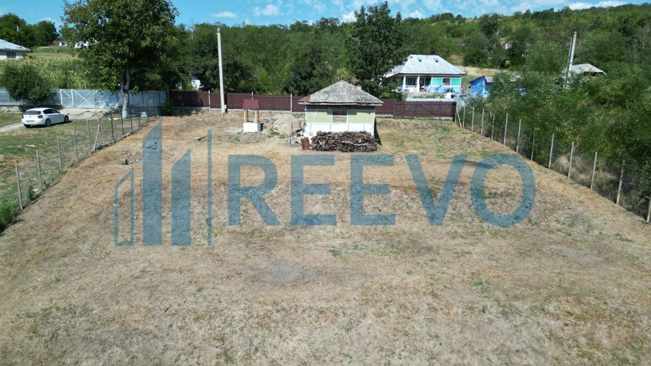 Casă și teren de vânzare în Parincea jud. Bacău. - Poză 16