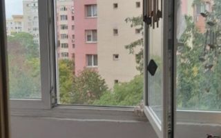 Apartament de vânzare - Poză 2