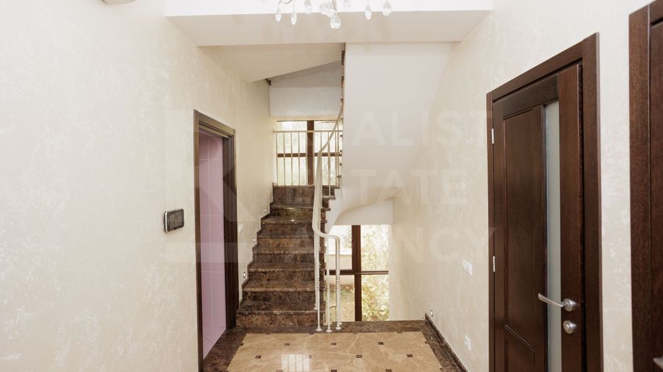 Chirie , casă 180 mp + 6 ari, str. Ghidighici, Buiucani - Poză 15