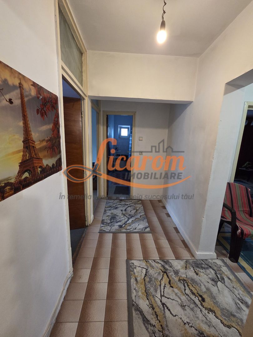 Apartament 3 camere Carpatilor aproape de Spitalul Judetean - Poză 14
