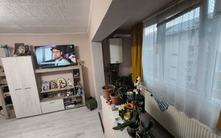 Apartament 3 camere  Sagului - Poză 1